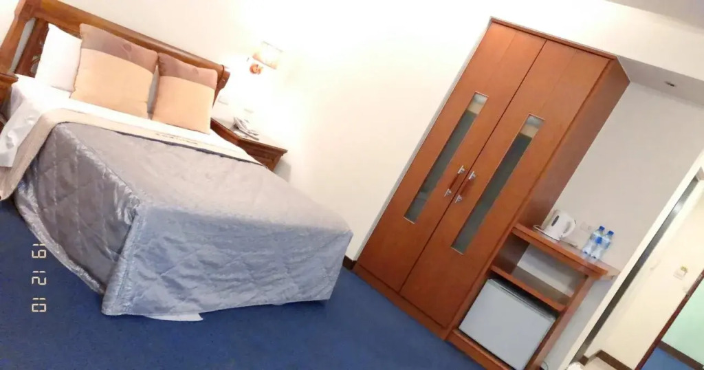 England Motel