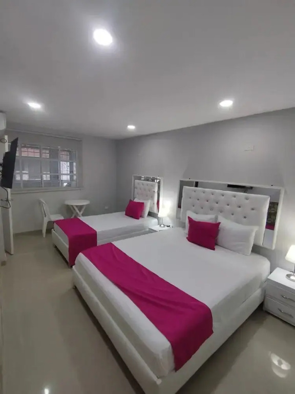 Hotel BM-17  Cerca Al Mar