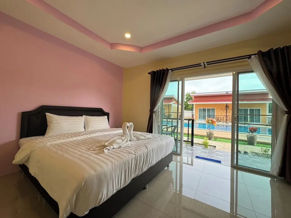 พัชรี รีสอร์ท ภูเก็ต Patcharee Resort Phuket