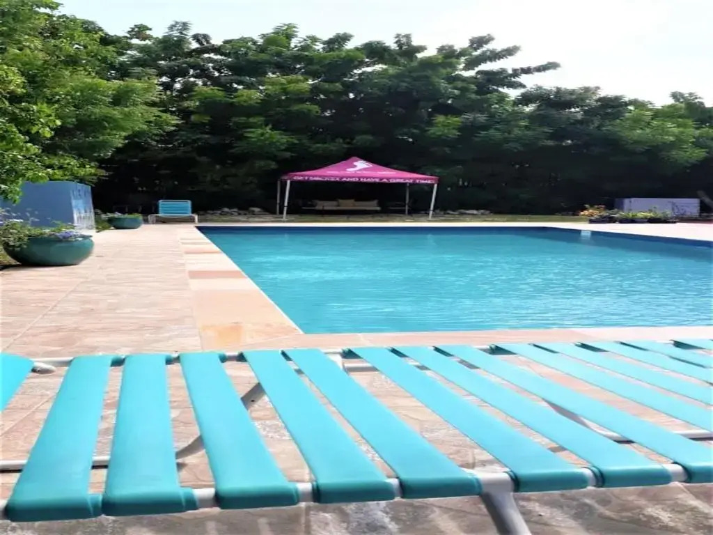 Myriam and Frank Residence