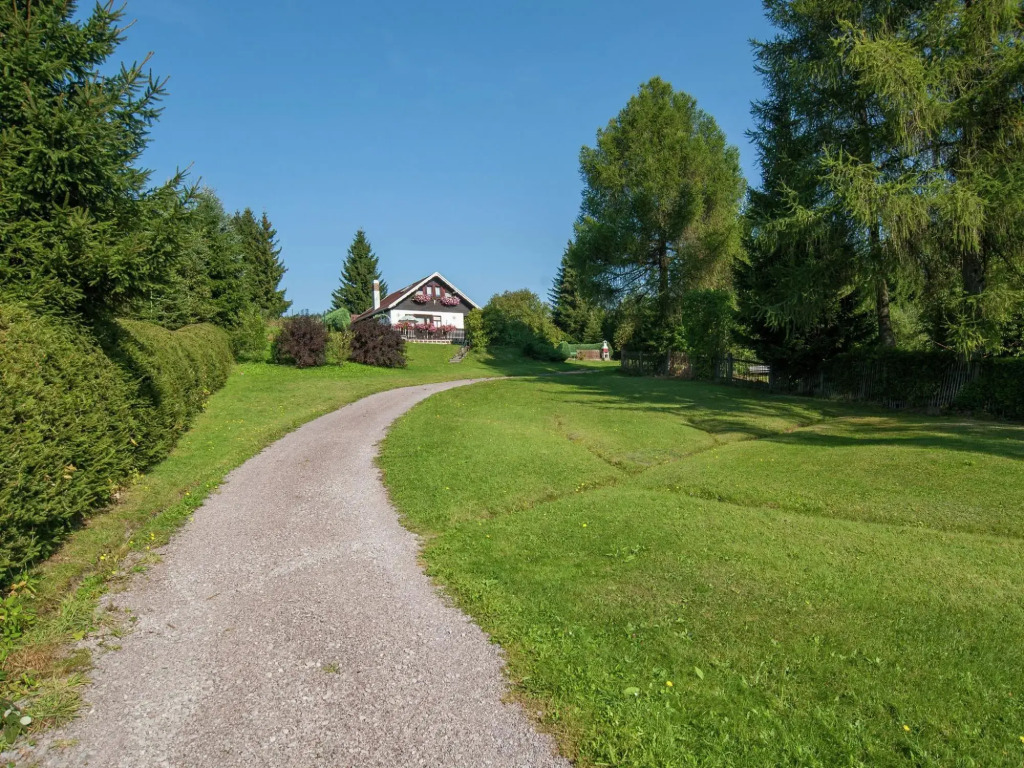 Ruhiges Ferienhaus in der Nähe von Wanderwegen