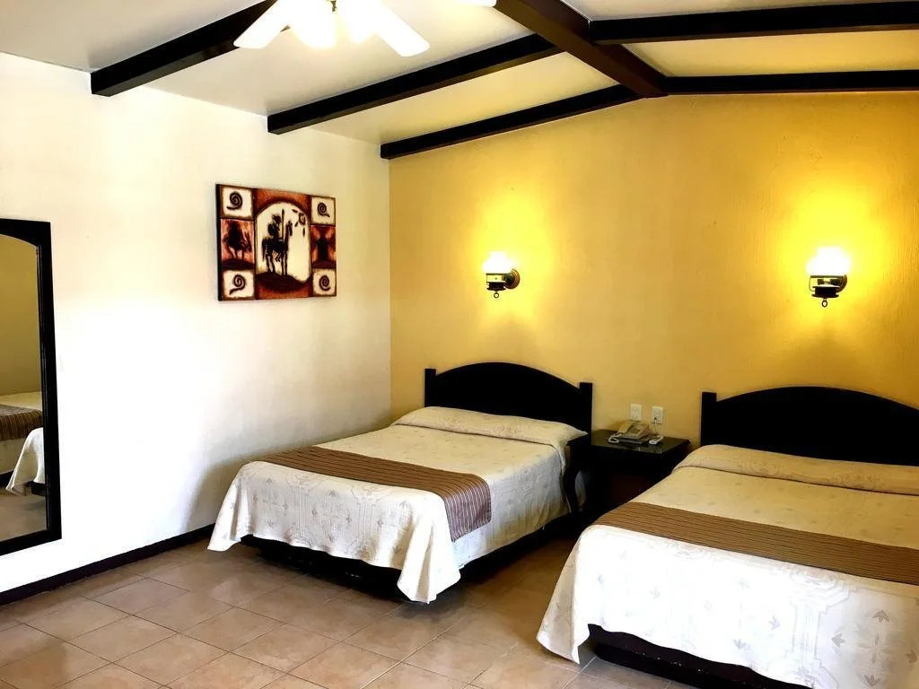 Hotel Plaza Tenam