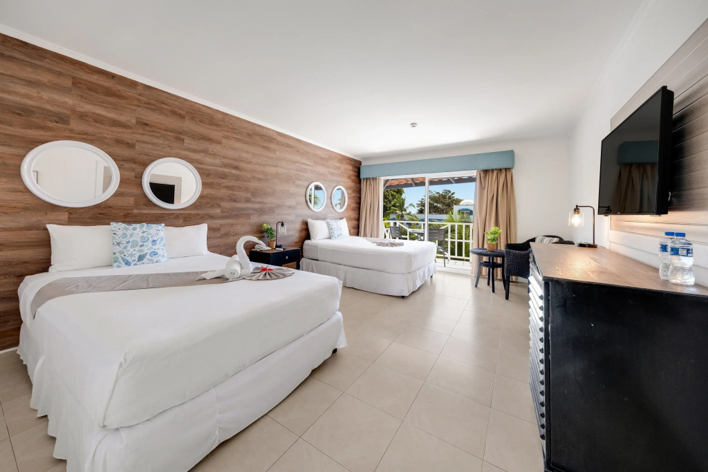 Playa Blanca Beach Resort - All Inclusive