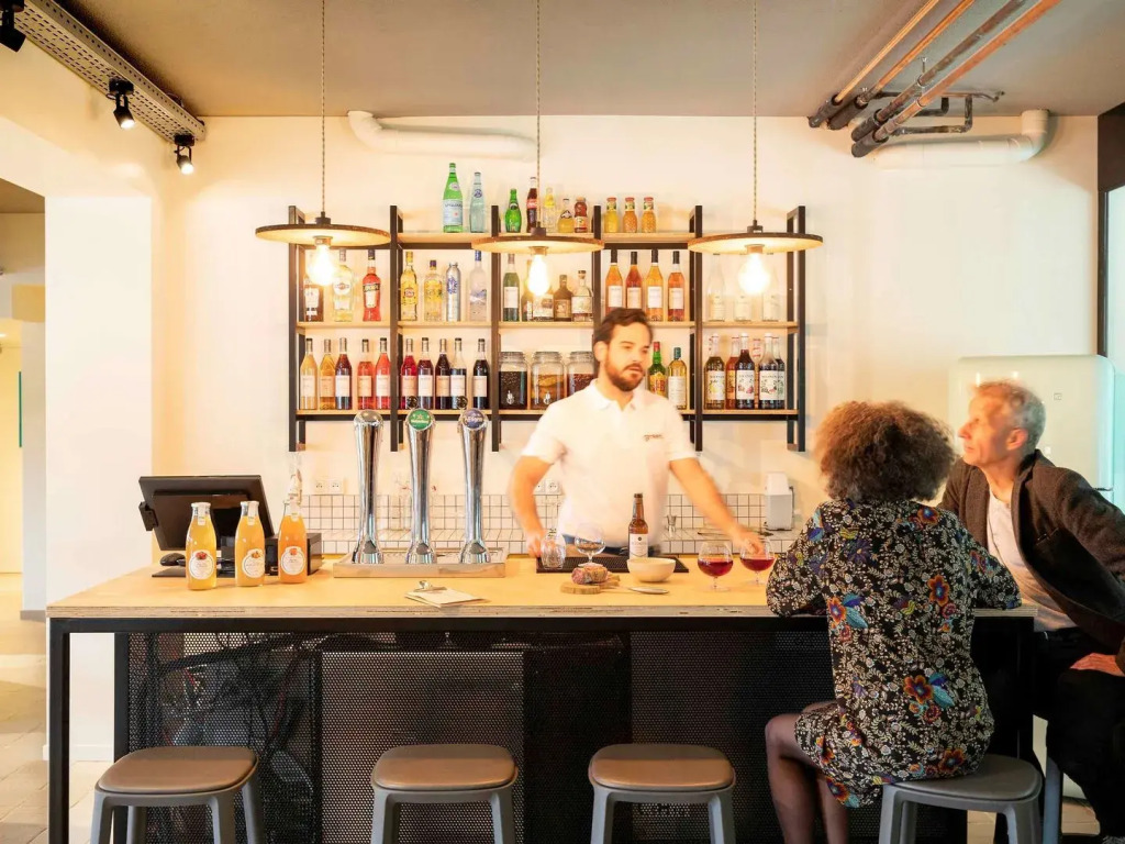 greet Hotel Beaune