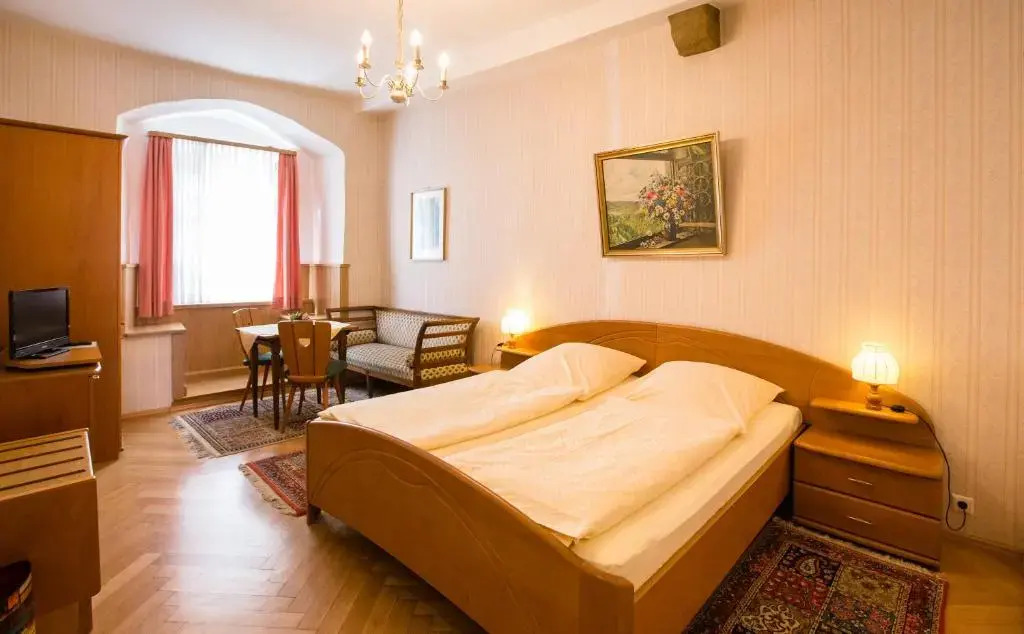 Hotel-Gasthof Goldener Greifen