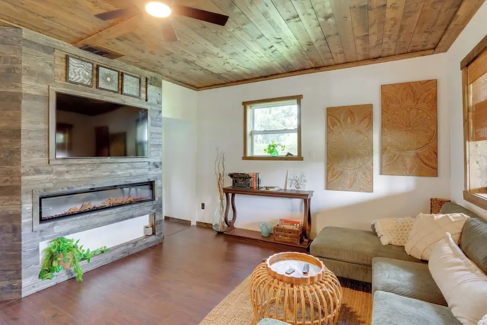 < 1 Mi to Downtown Arcadia: Tranquil Wooded Escape