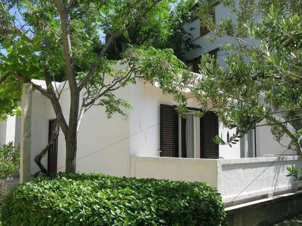 Apartments Darko by the sea