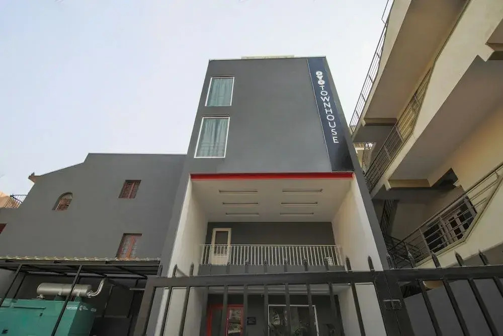 OYO Townhouse 098 Manyata Gate No 5