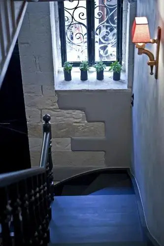 Mosaic Venetian Harbour Suites
