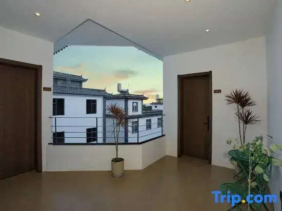 Ruoyun Designer Homestay