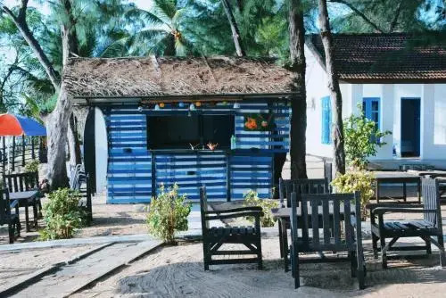 Tsunami beach hotel arugambay
