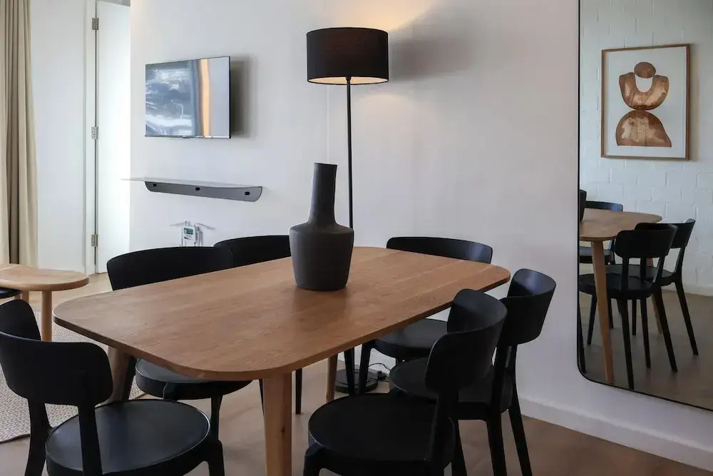 EIGHTY2 ON M - Fluent Serviced Apartments