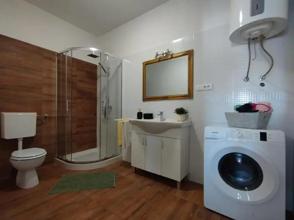 Apartman, studio and room Kata