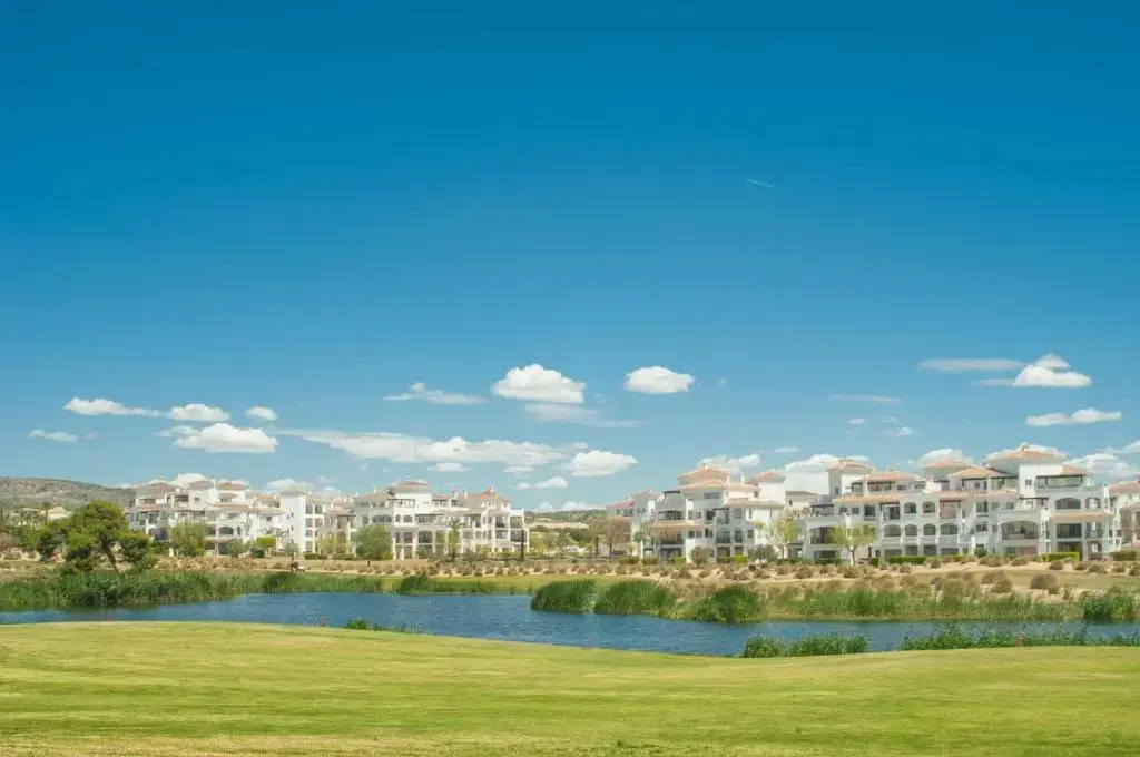 Modern Homely Ground floor 2 Bed Apartment in Hacienda Riquelme EO1003