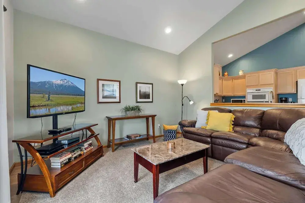Taft at Old Mill - Pet-friendly & Near Downtown