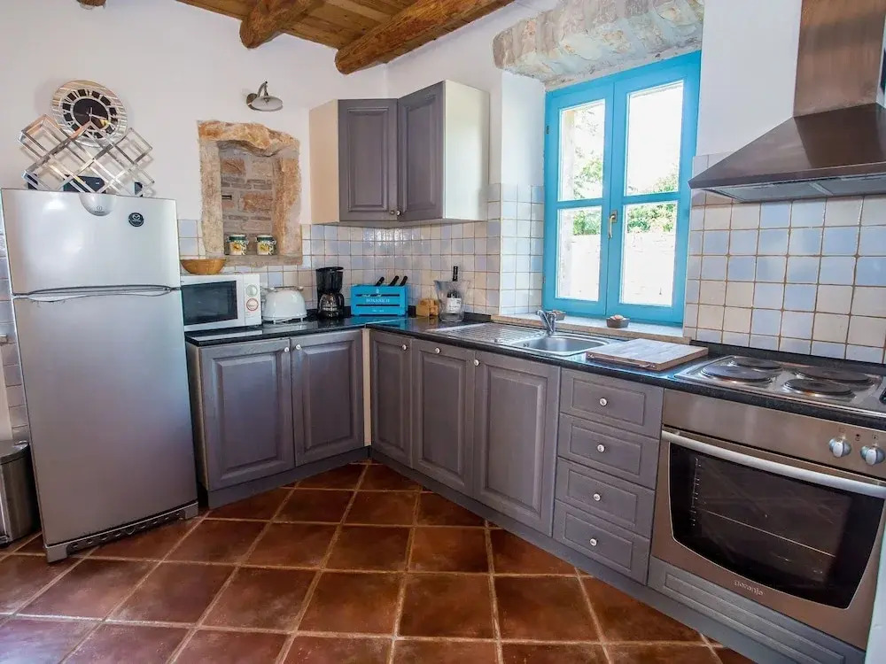 Modern Holiday Home With Pool in Sveti Lovrec Croatia