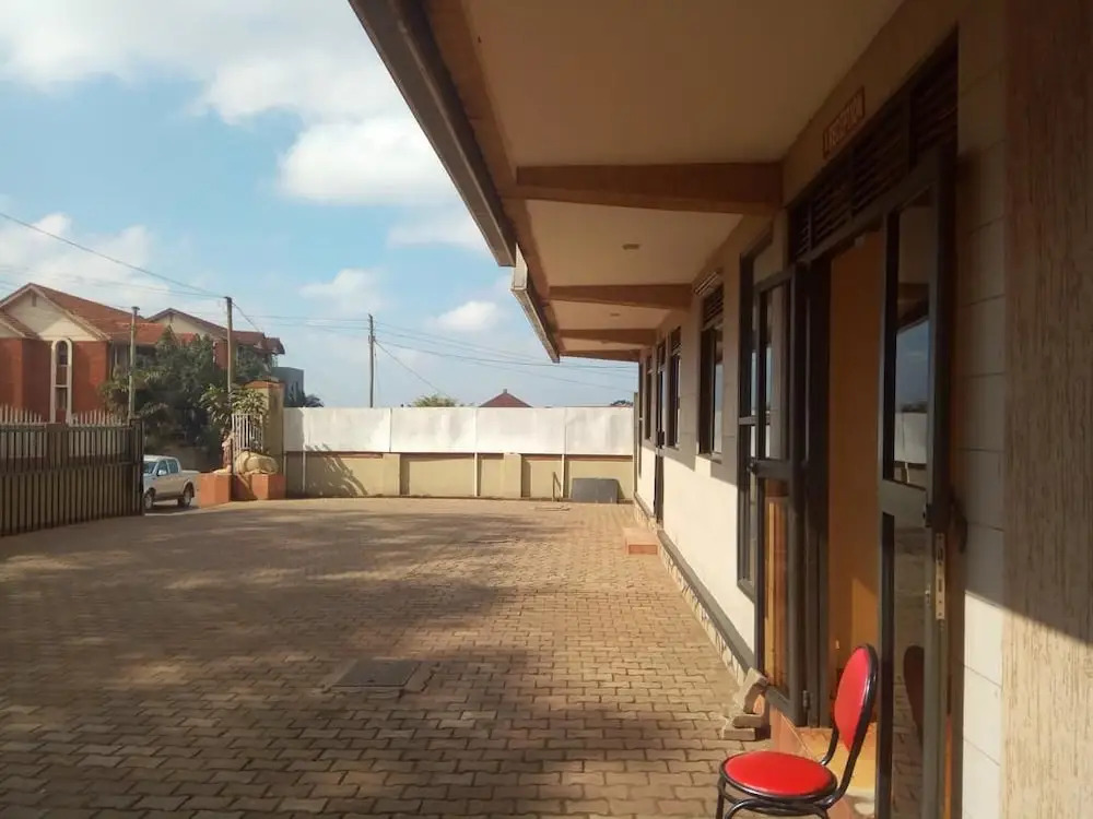 New Lions Hotel
