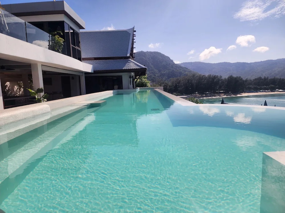 Luxurious 180 degree Seaview 6 Bedrooms Private Pool Villa in Kamala