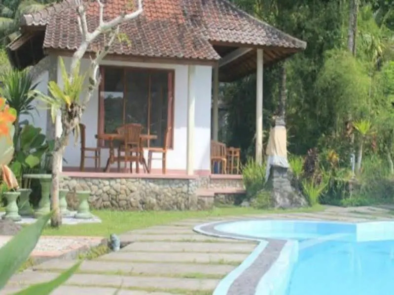 Pondok Tepi Sungai