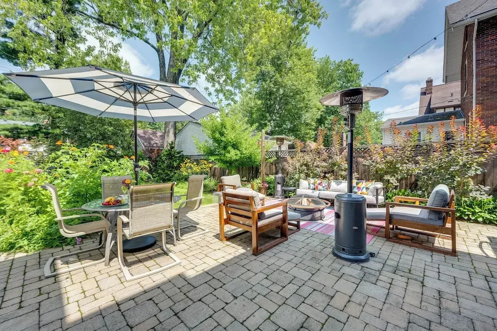 Ferndale Gem, Walk to Stores & Restaurants!