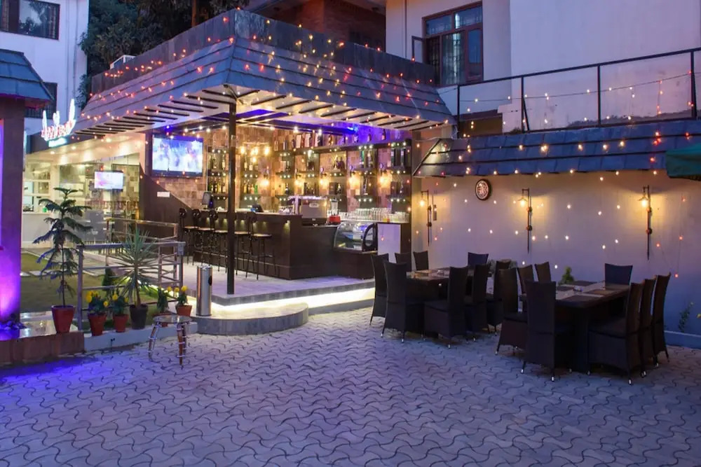 Hotel Ghar