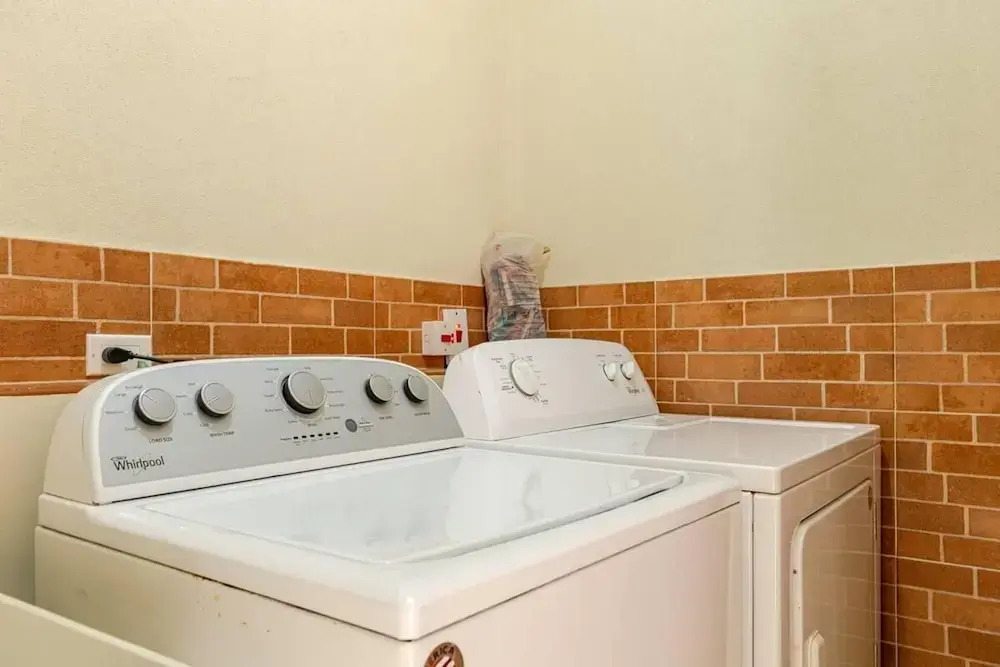 Modern 2br House W/pool and Sea View in Ocho Rios