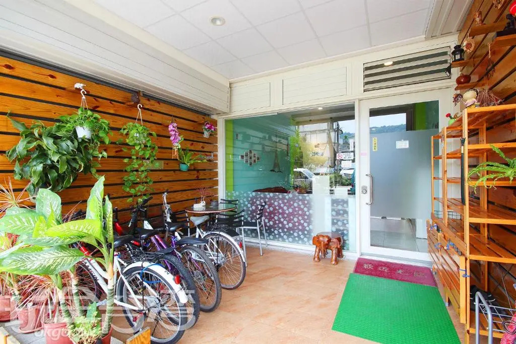 25 Street B&B