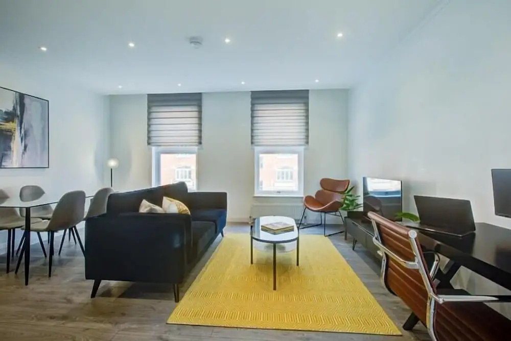 Hybrid Resi Fulham