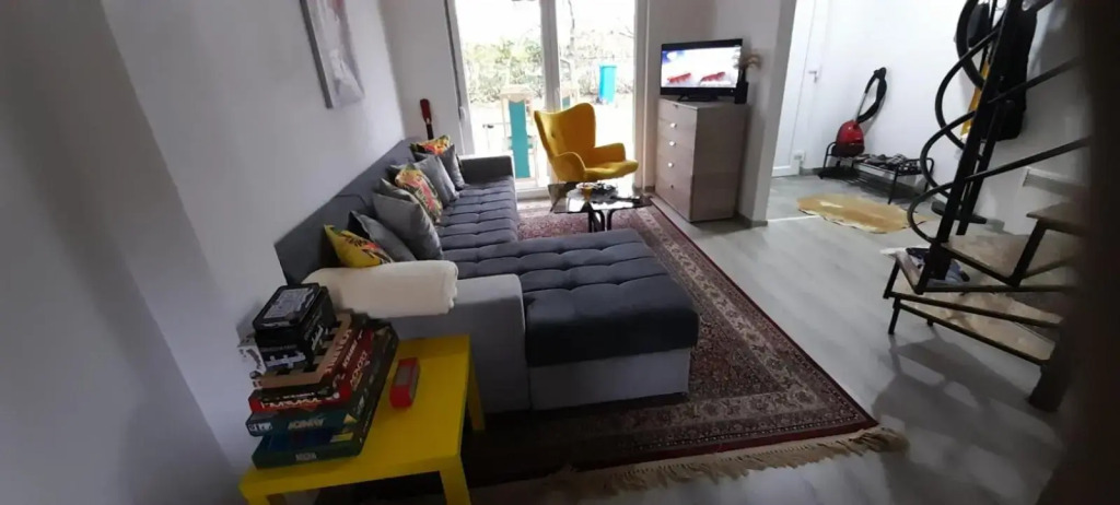 Ravne weekend house