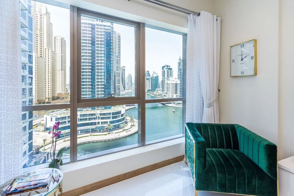 Deluxe Holiday Homes - Bay Central