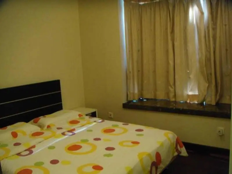 Leju Apartments Shenzhen Guomao Mix City branch