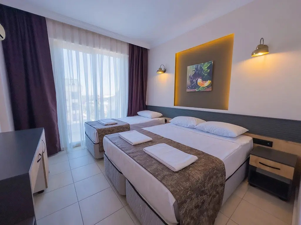 Canseven Otel