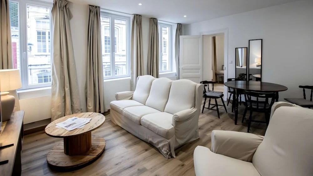 Au Premier Etage Chez Maurice Calme et Cosy