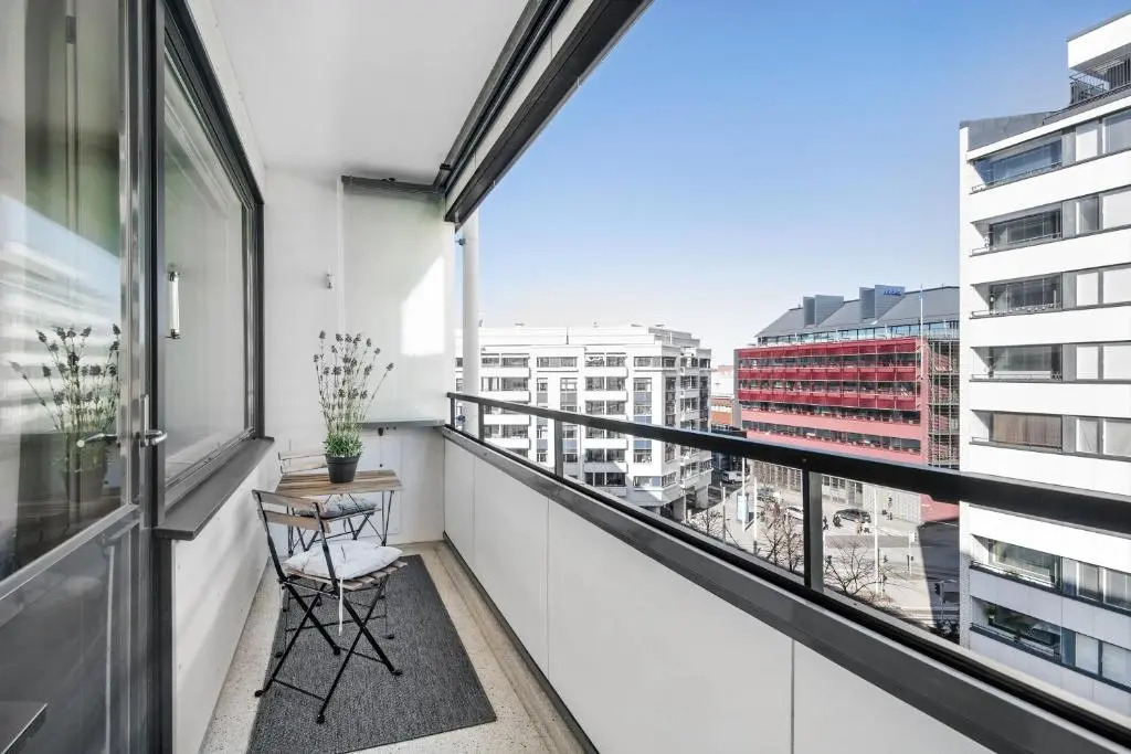 WeHost Modern and Elegant Studio for Four