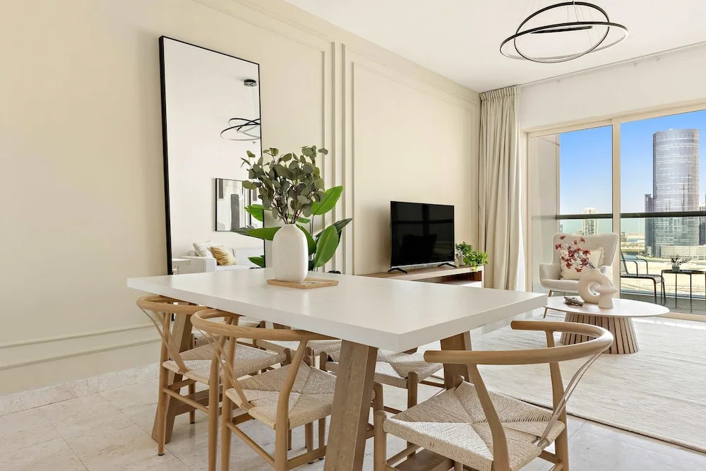 Silkhaus Luxury 2BR in Marina Heights Near Canal