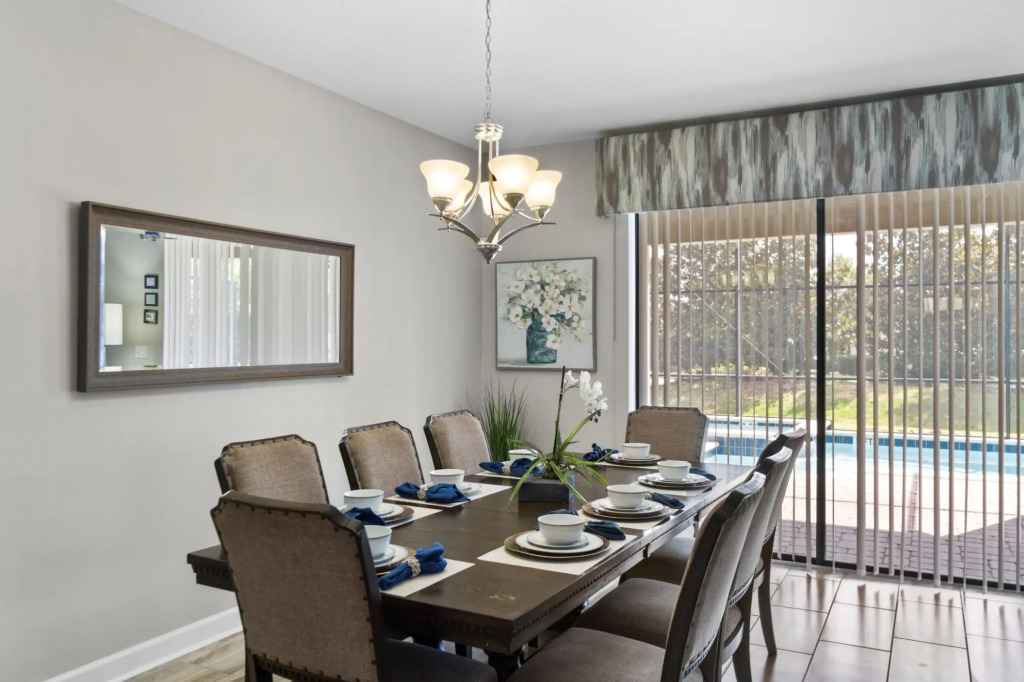 Champions Gate Castle * 9BR * Pool/Spa * Near Clubhouse