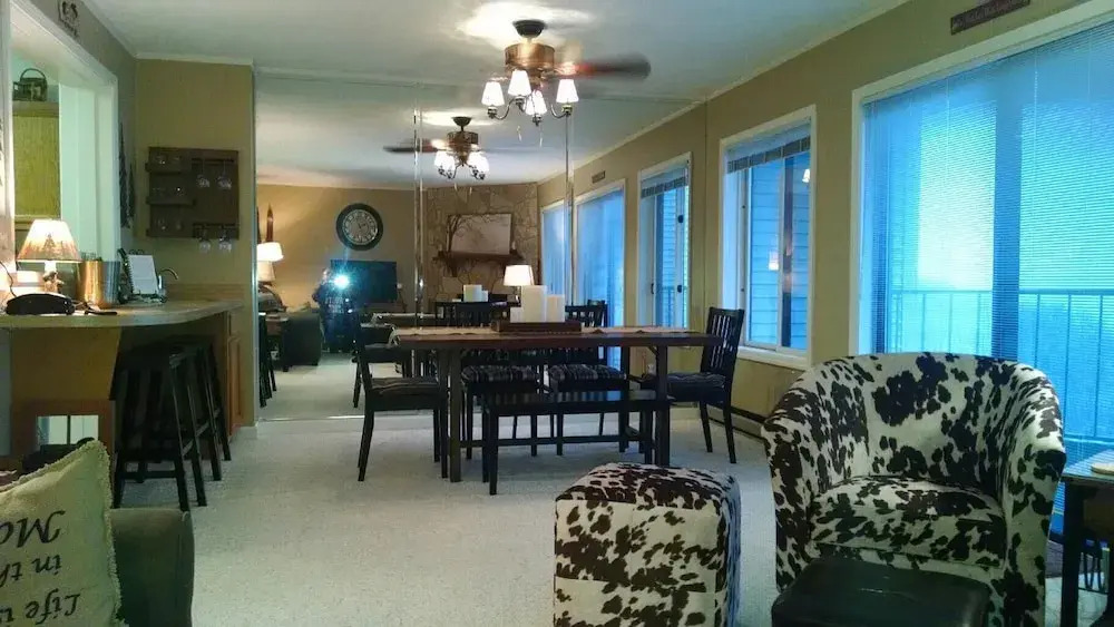 Sugar Ski & Country Club Unit 832 Silver
