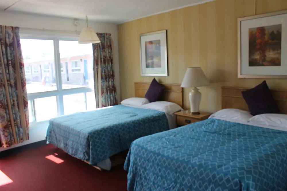 Advantage Inn