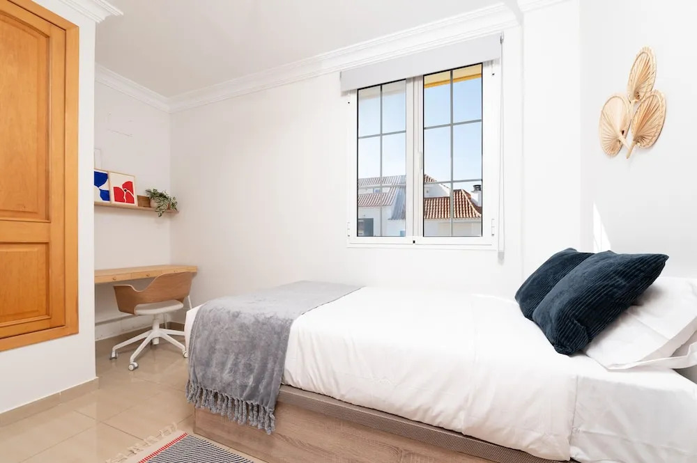 Anik Apartment