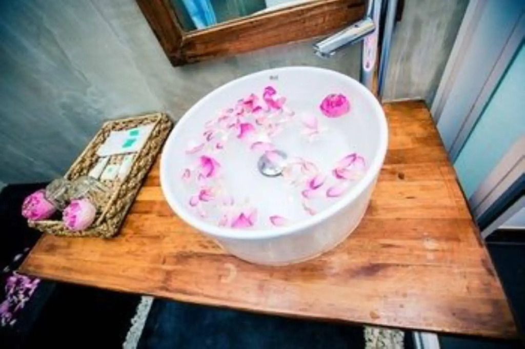 Monsoon Boutique Hotel