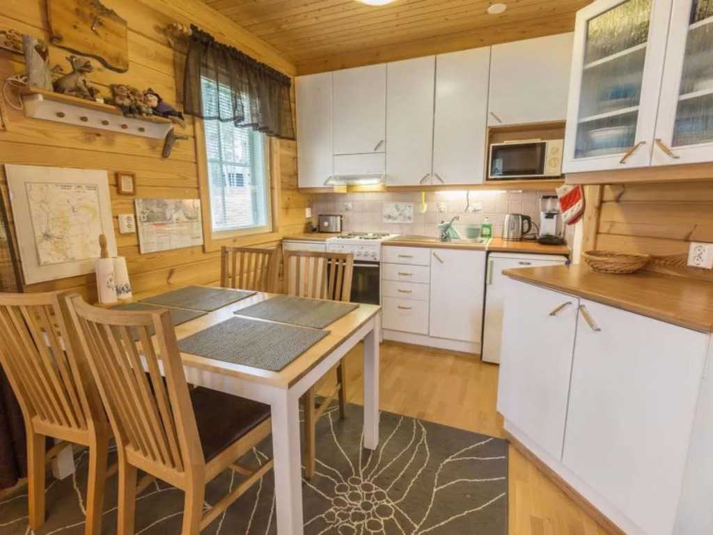 Holiday Home Komsikko b