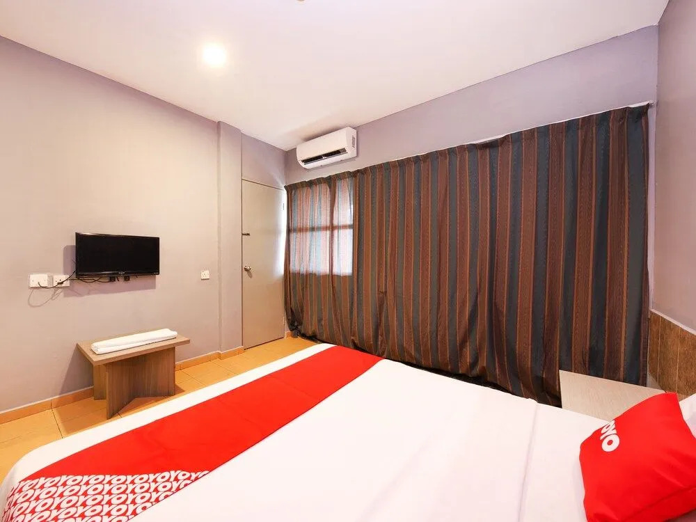 OYO 89676 Hotel 22