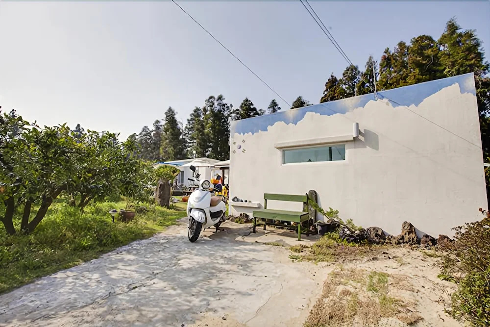 Seogwipo Teomooni House Pension
