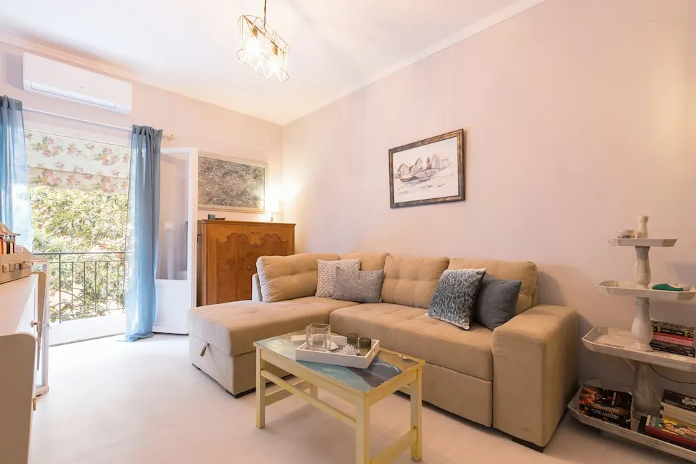 Stylish comfy apartment in Corfu city By Konnect
