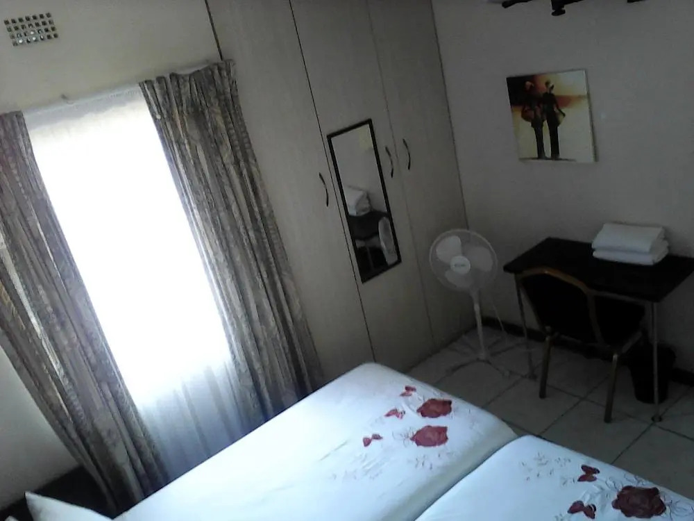 Vuya Nathi Bed and Breakfast