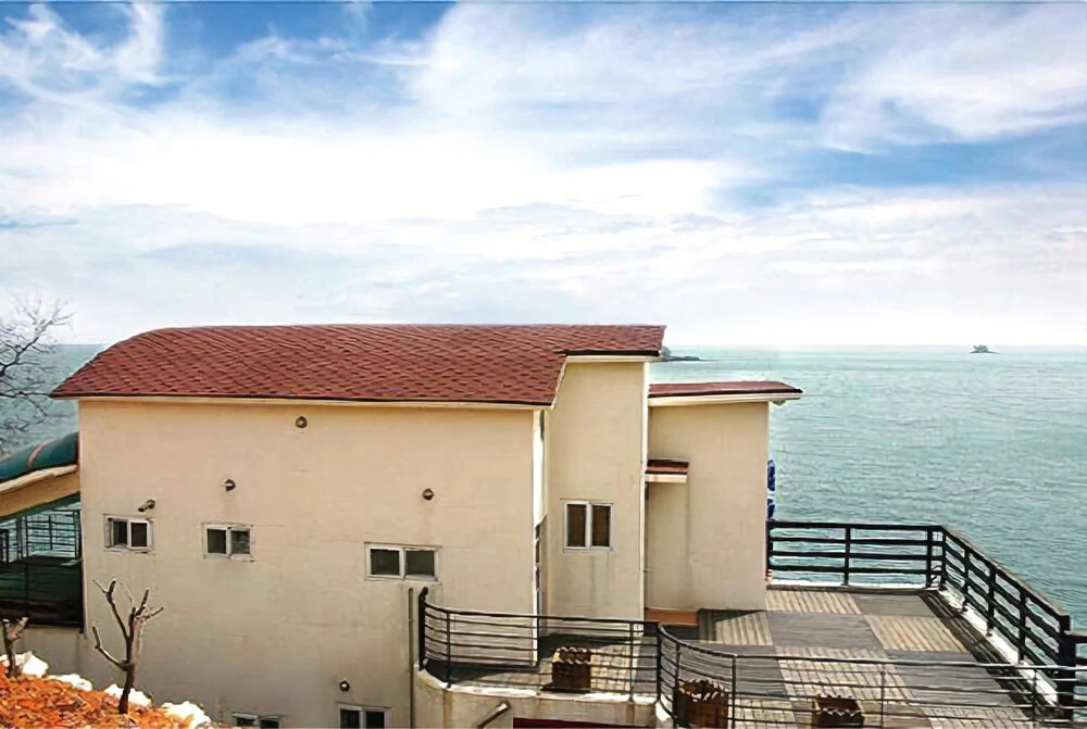 Taean Carib Pension