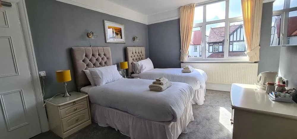 Sunnycroft Private Hotel
