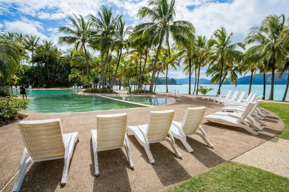 Beach Lodges