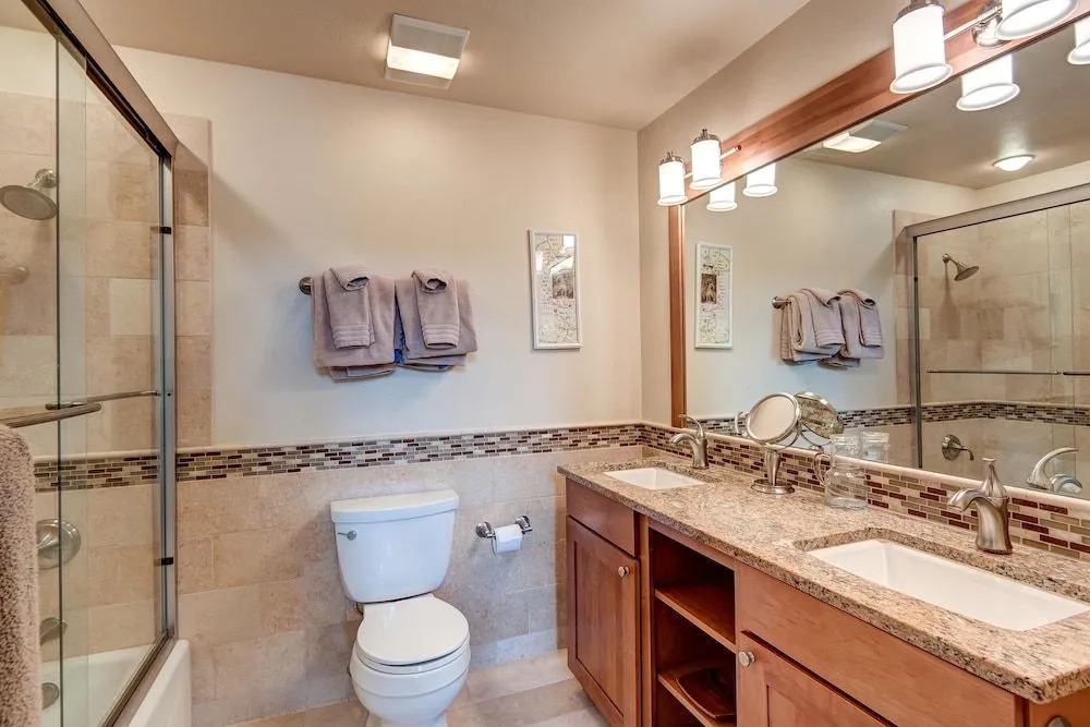 Pine Creek Townhome: Location Value