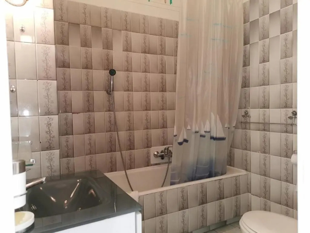Appartement Cannes la Bocca, 1 pièce, 2 personnes - FR-1-609-19